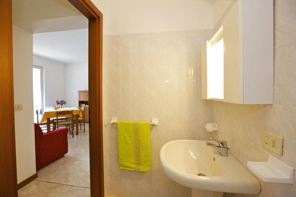 Photo of Bathroom in Pino Lago Maggiore