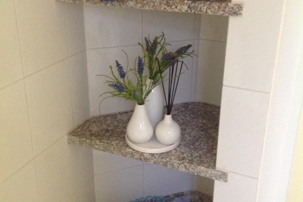 Photo of Bathroom in Anzasco
