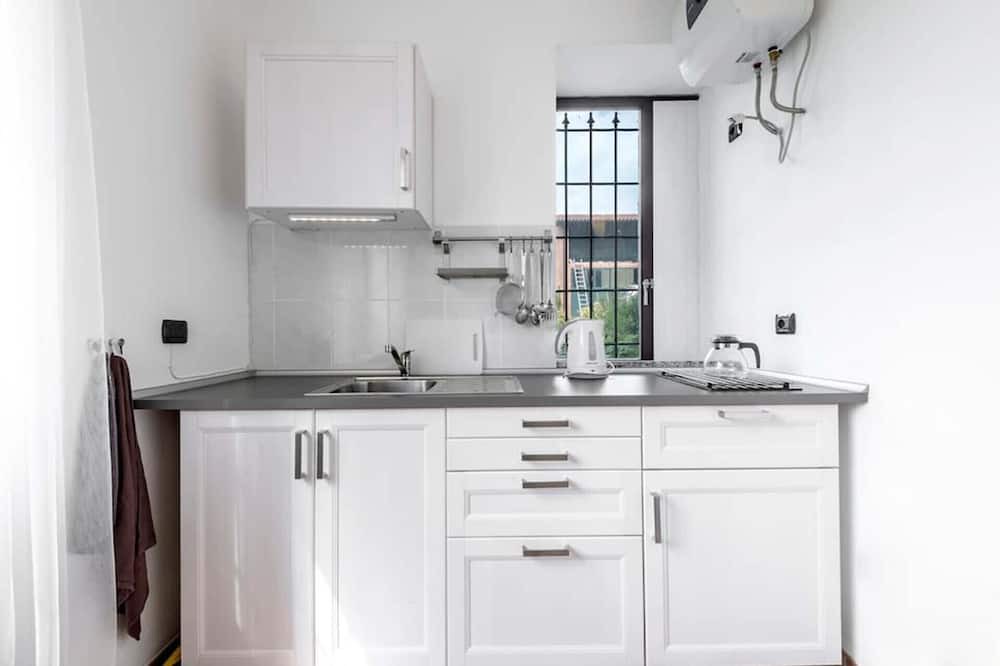 Photo of Kitchen in Montecalvo Versiggia