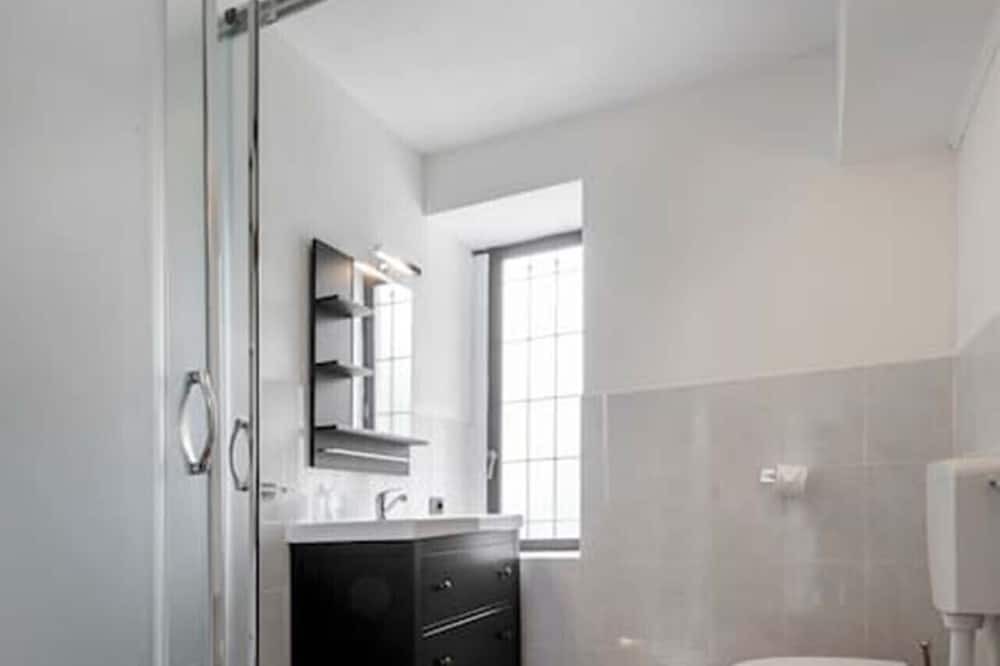 Photo of Bathroom in Montecalvo Versiggia