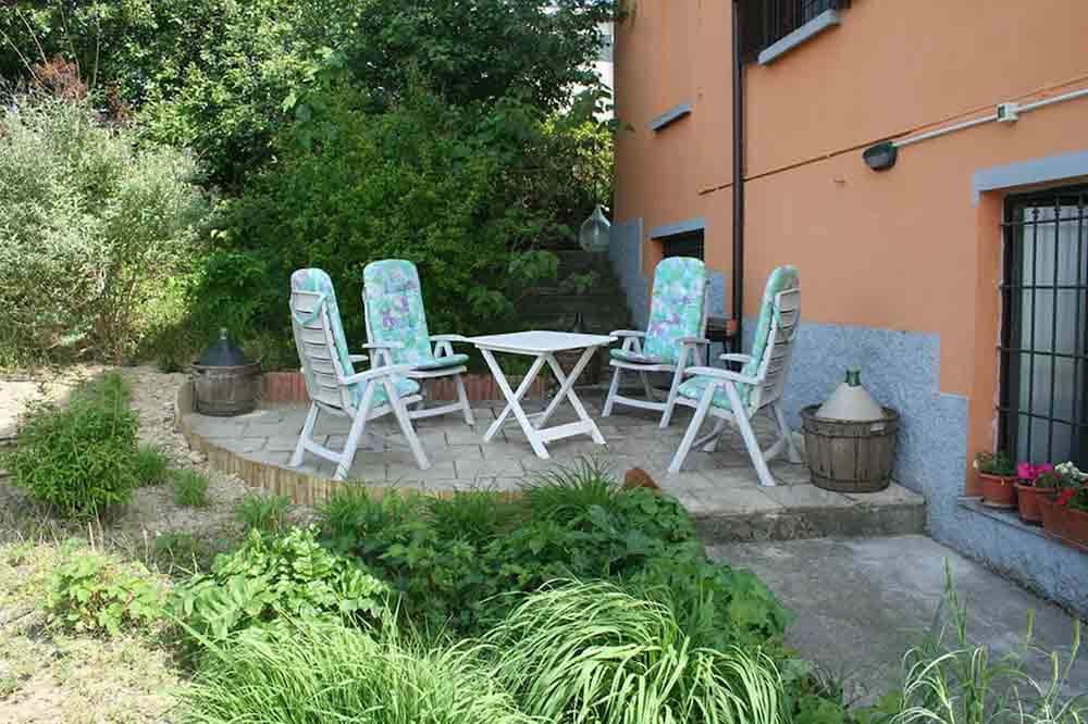 Photo of Patio Balcony in Montecalvo Versiggia