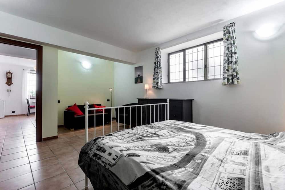 Photo of Bedroom in Montecalvo Versiggia