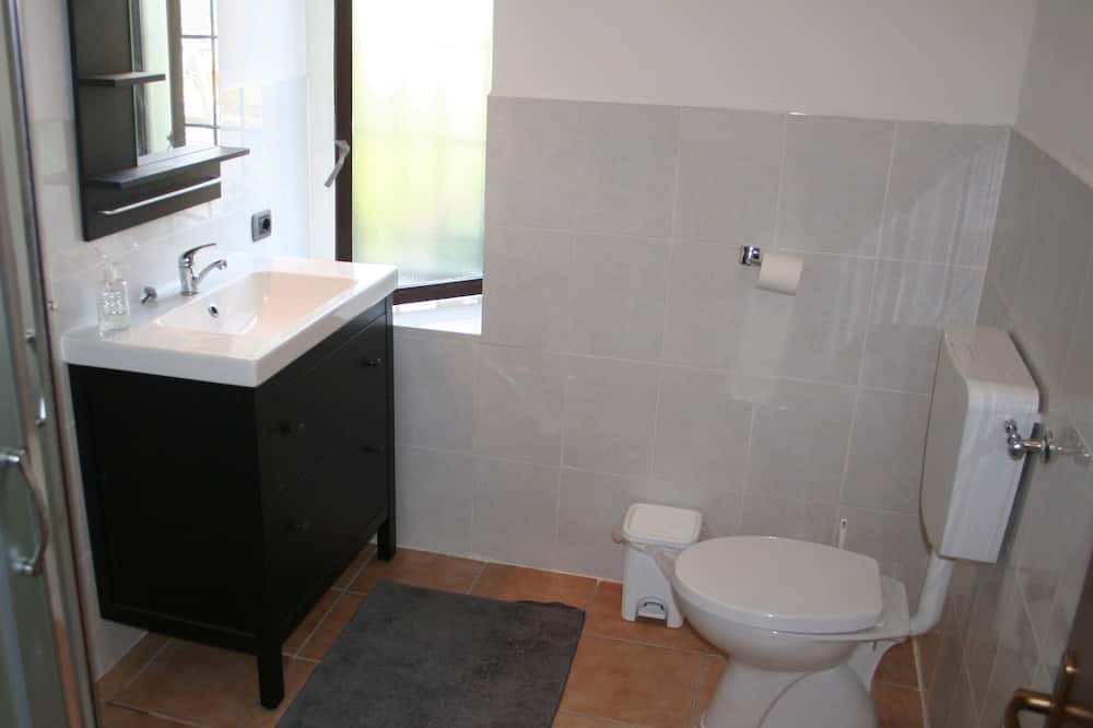 Photo of Bathroom in Montecalvo Versiggia