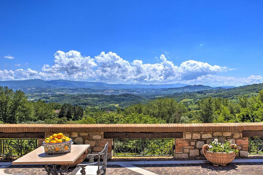 Photo of Patio Balcony in Monte Castello di Vibio