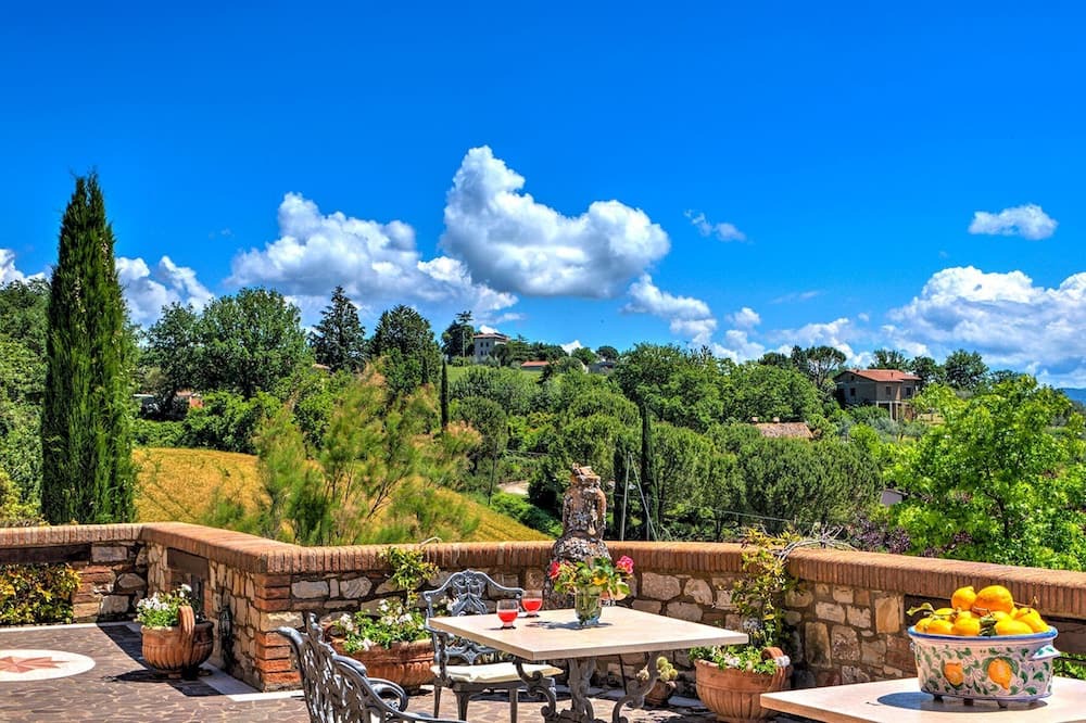 Photo of Patio Balcony in Monte Castello di Vibio