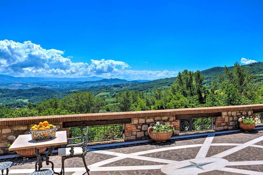 Photo of Patio Balcony in Monte Castello di Vibio
