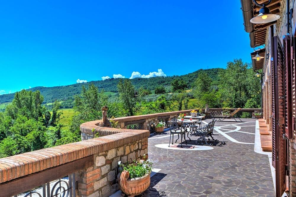 Photo of Patio Balcony in Monte Castello di Vibio