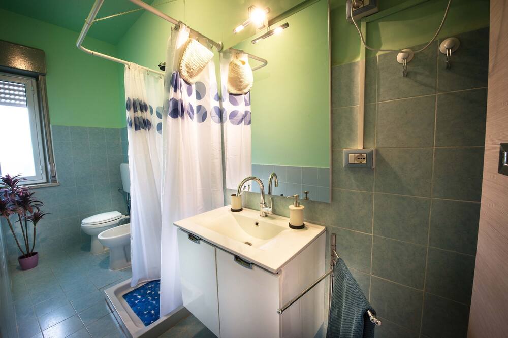 Photo of Bathroom in Ganzirri
