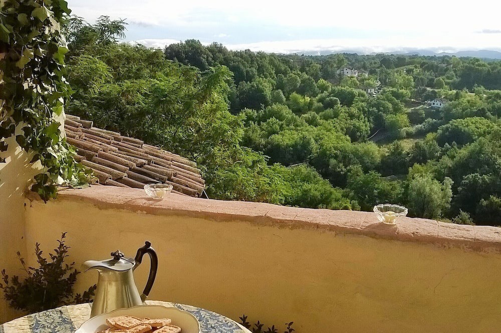 Photo of Patio Balcony in Tassarolo