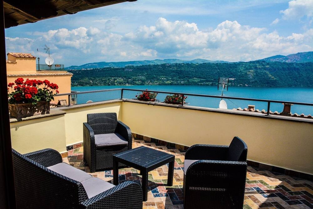 Photo of Patio Balcony in Castel Gandolfo