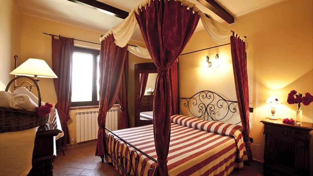 Photo of Bedroom in Migliano