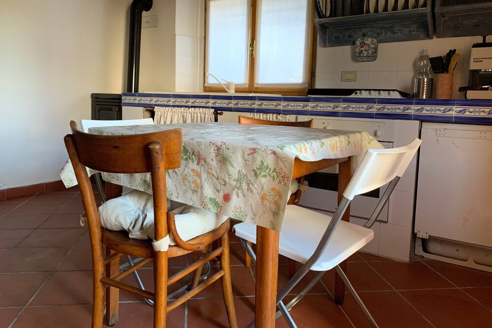 Photo of Kitchen in Villa Minozzo