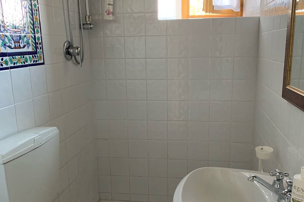 Photo of Bathroom in Villa Minozzo