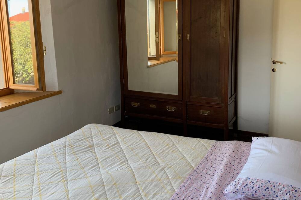 Photo of Bedroom in Villa Minozzo