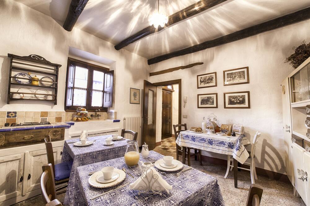Photo of Kitchen in Fonni