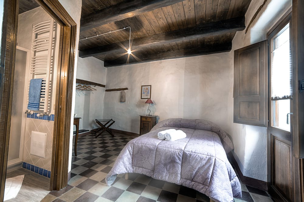 Photo of Bedroom in Fonni