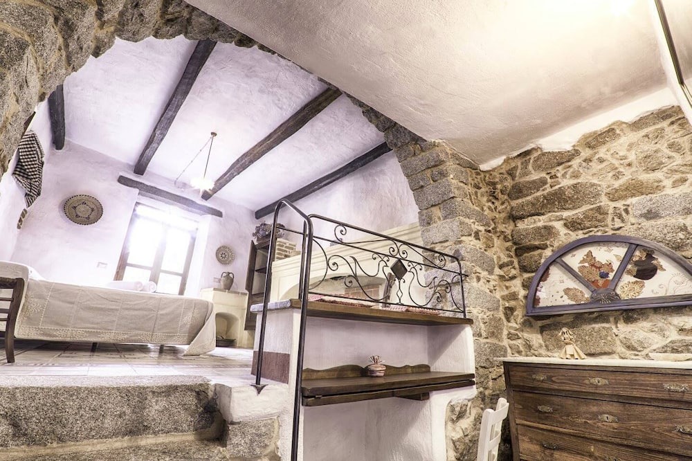 Photo of Bedroom in Fonni