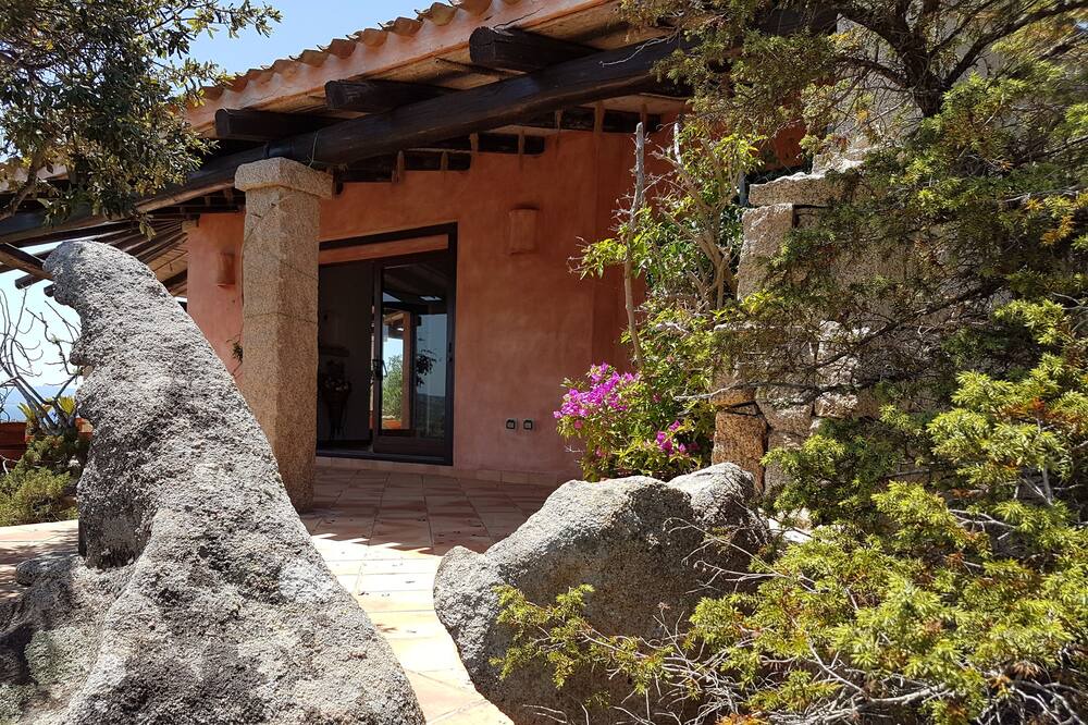 Photo of Outdoor in Capo Testa