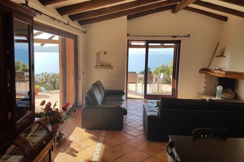 Photo of Livingroom in Capo Testa