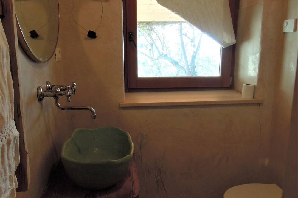 Photo of Bathroom in Barchi