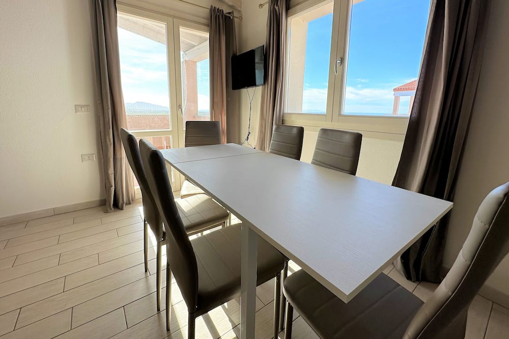 Photo of Livingroom in Badesi