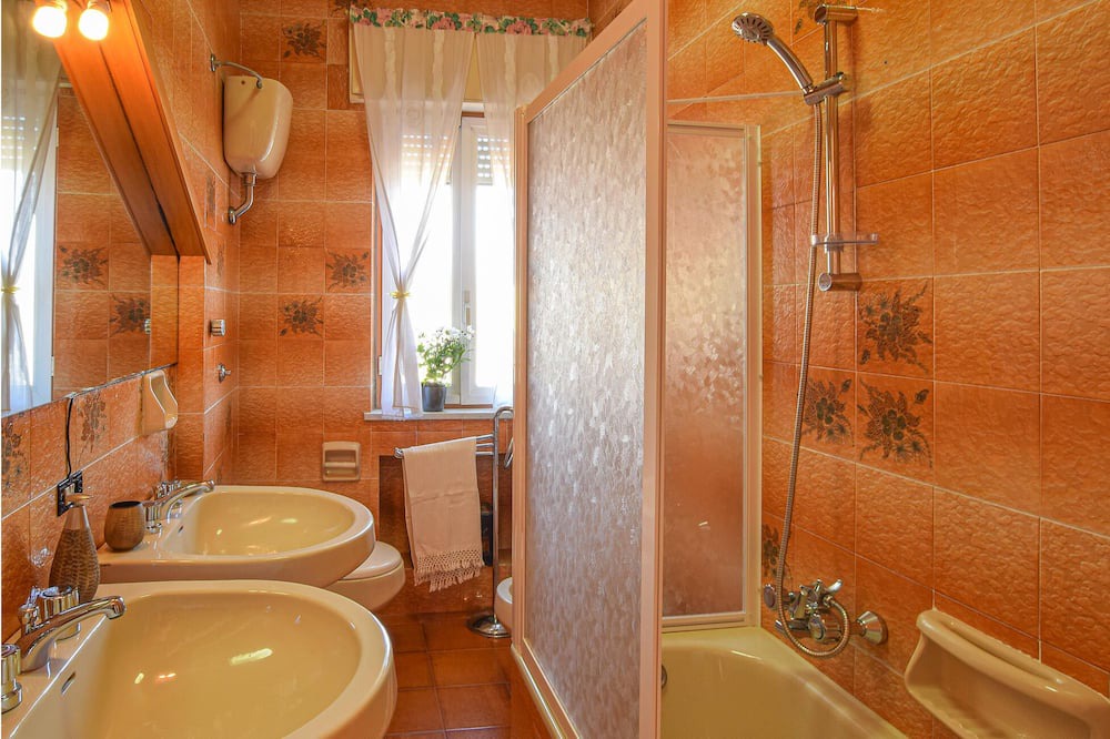 Photo of Bathroom in Simeri-Crichi