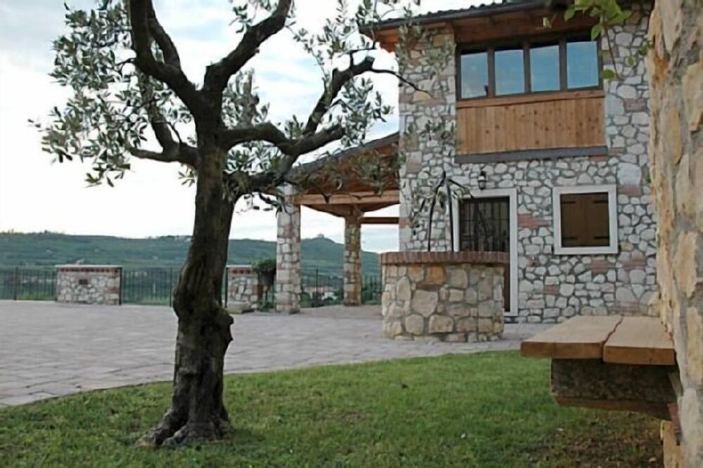 Photo of Outdoor in Soave