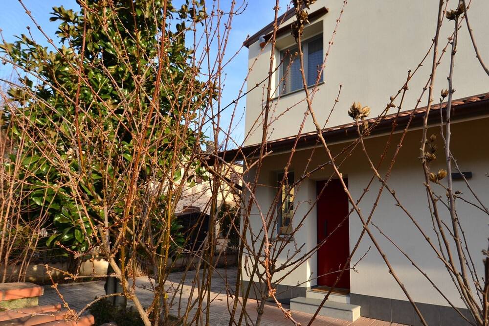 Photo of Outdoor in Vignola