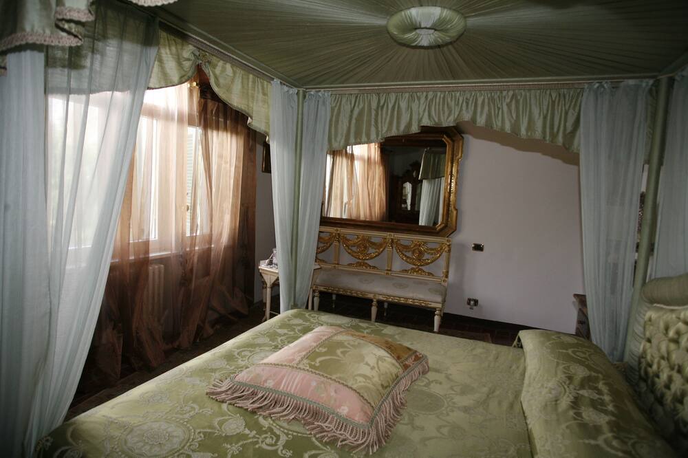 Photo of Bedroom in Noceto