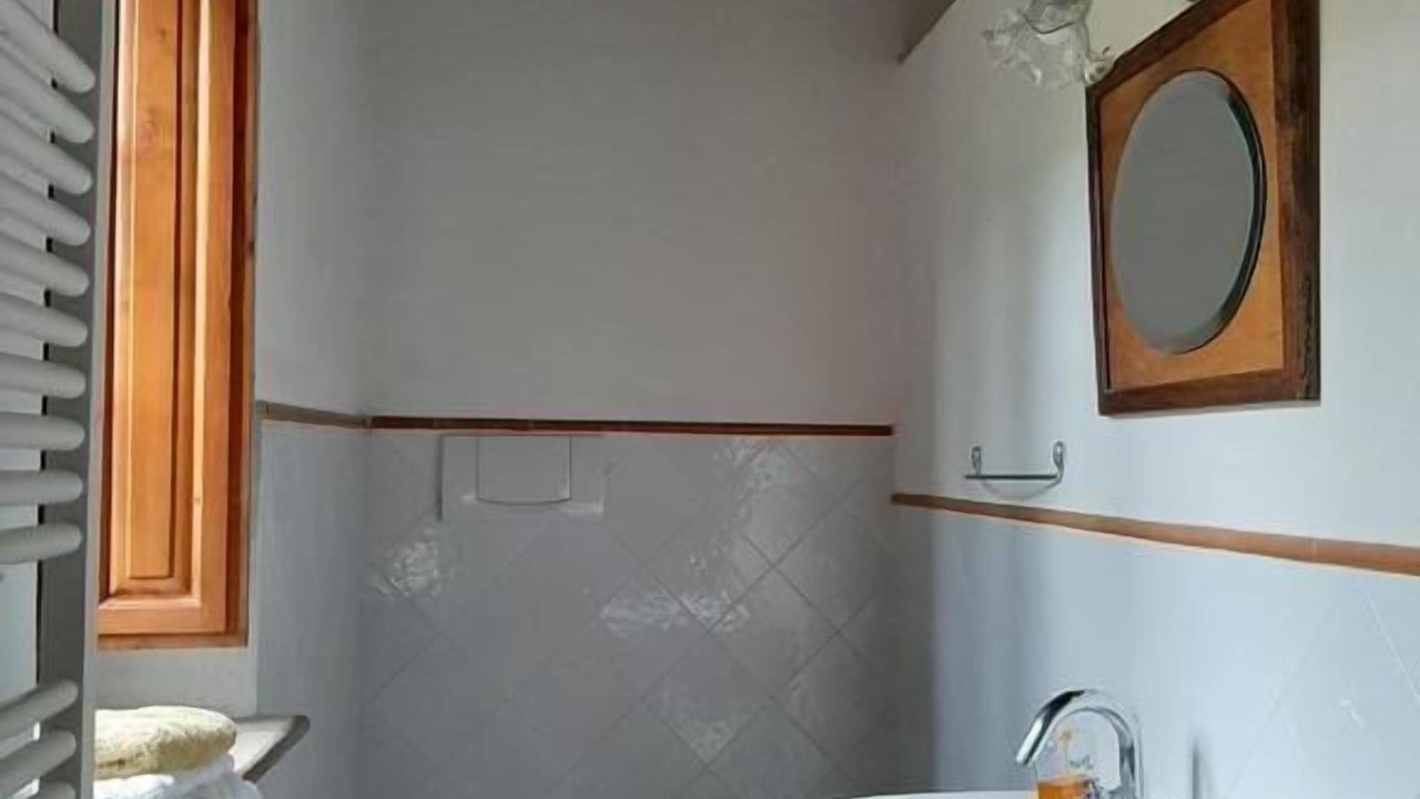 Photo of Bathroom in Montefollonico