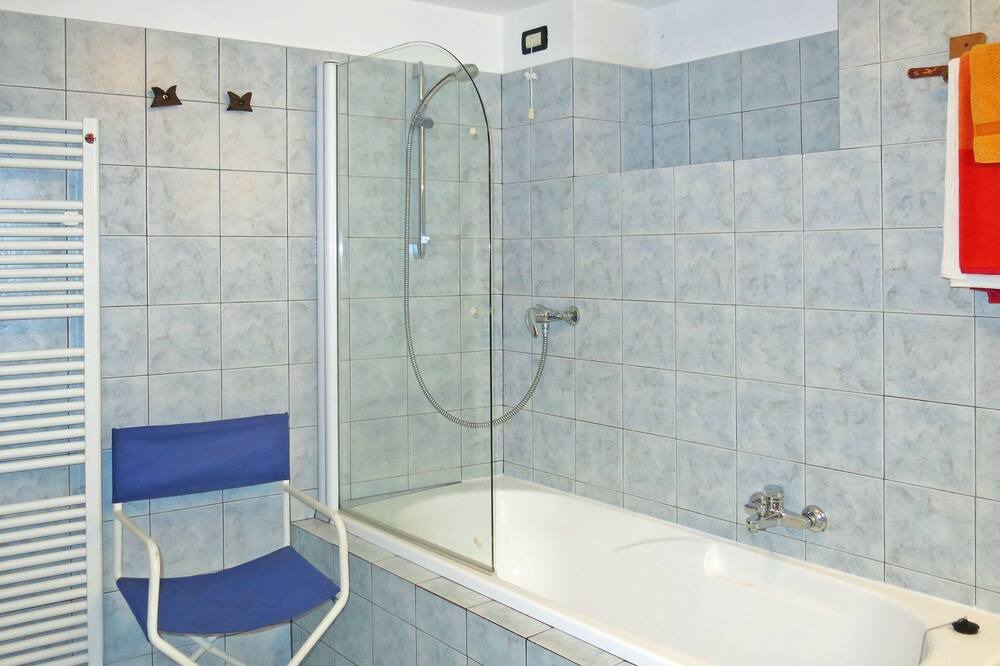 Photo of Bathroom in Cepletischis