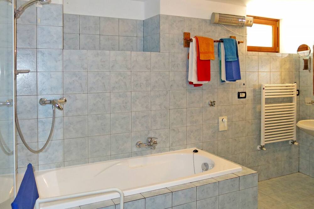 Photo of Bathroom in Cepletischis