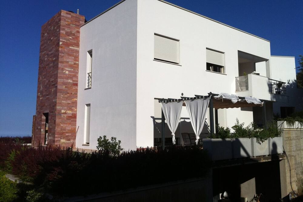Photo of Outdoor in Lanusei
