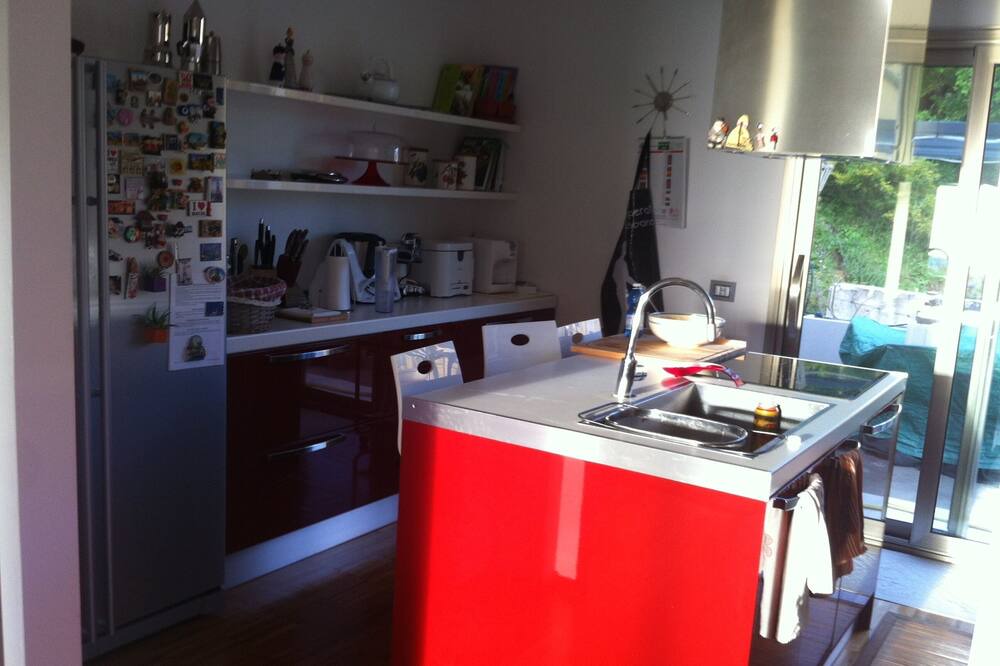 Photo of Kitchen in Lanusei