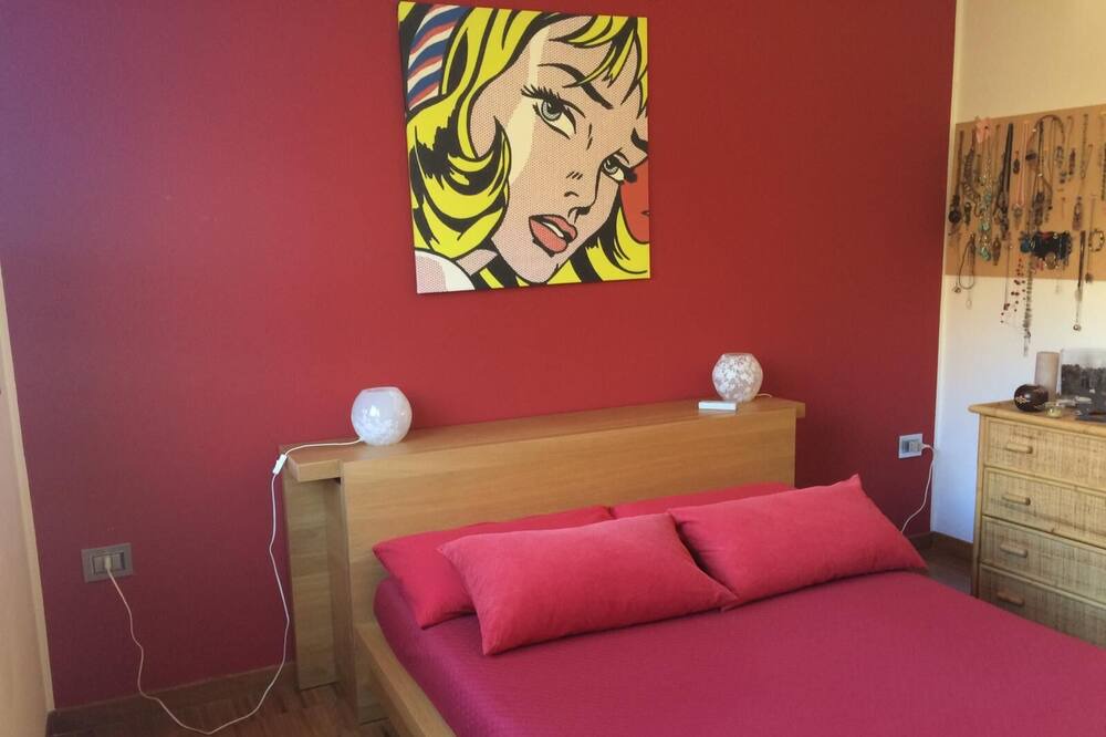 Photo of Bedroom in Lanusei