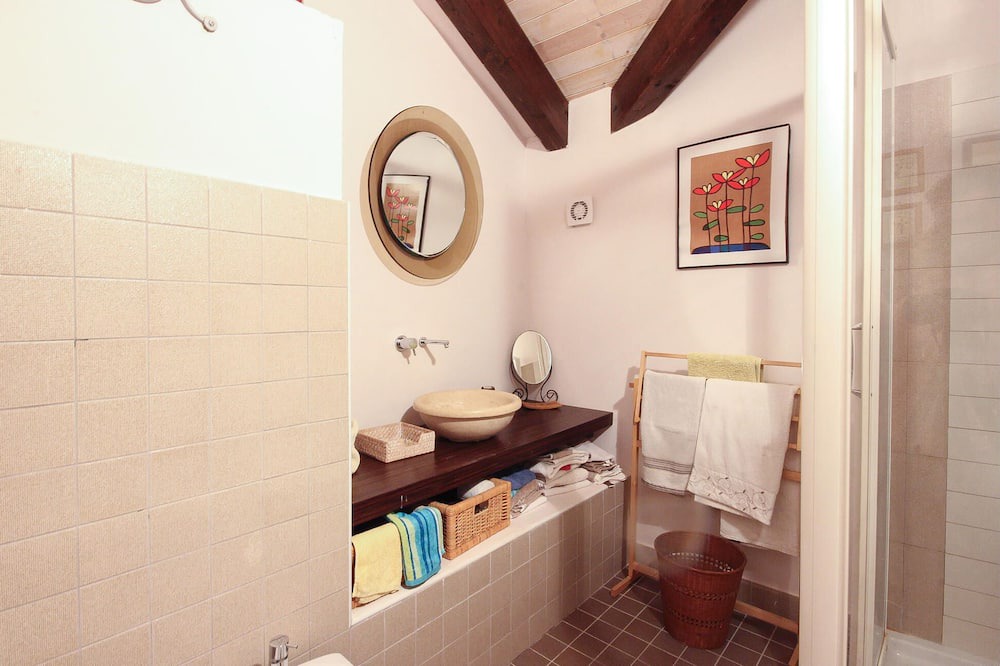 Photo of Bathroom in Castellabate Historic Centre