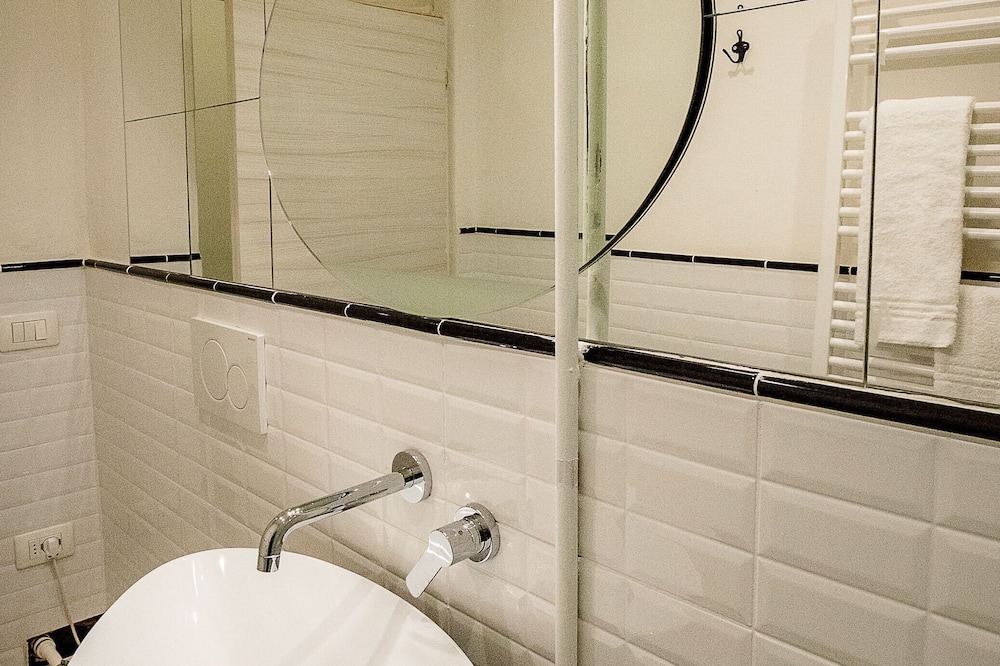 Photo of Bathroom in Le Cure