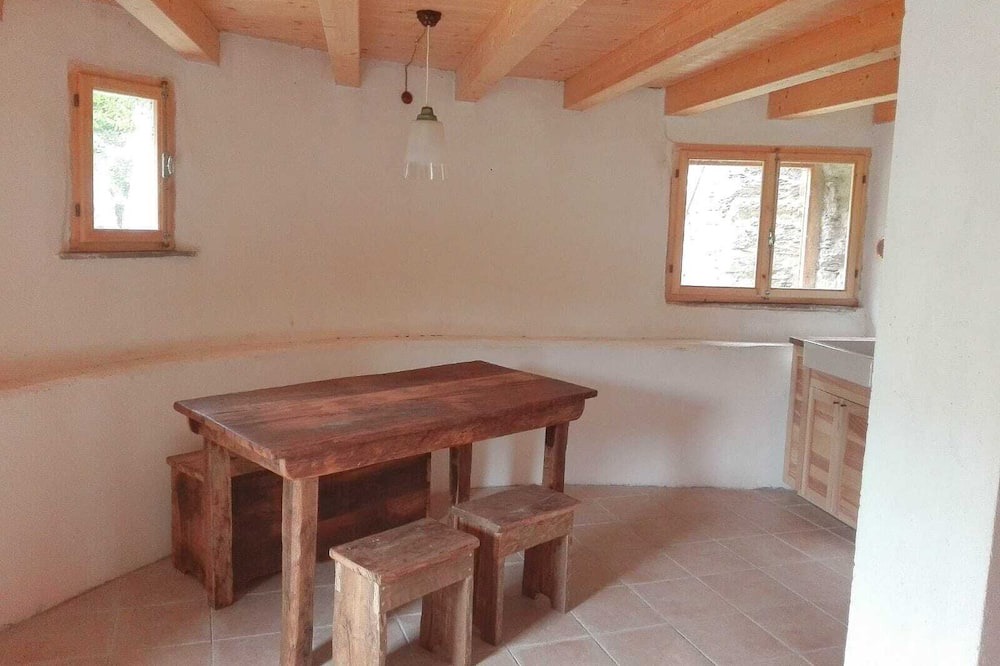 Photo of Kitchen in Neirone