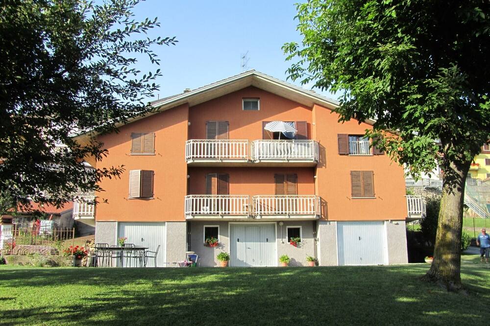 Photo of Outdoor in Bossico