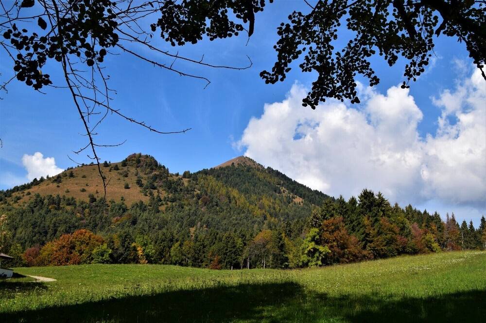 Photo of Outdoor in Bossico