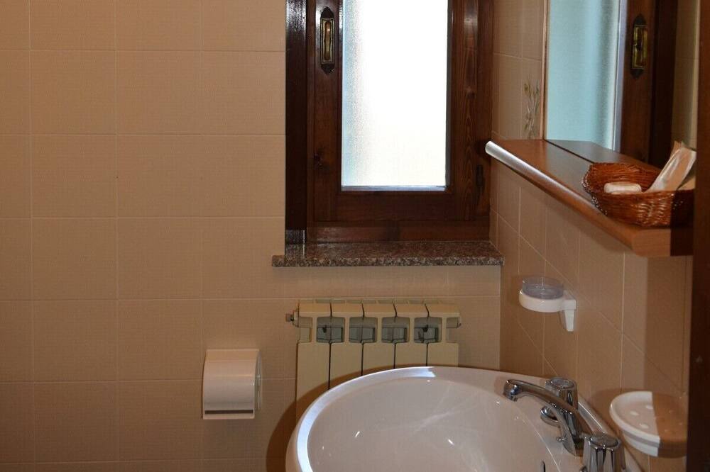 Photo of Bathroom in Bossico
