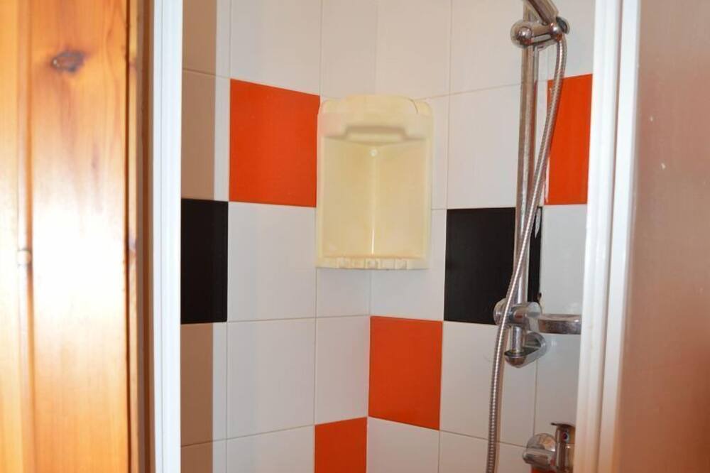 Photo of Bathroom in Funtana Meiga