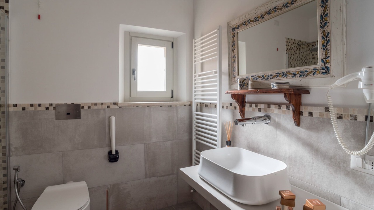 Photo of Bathroom in Collepepe