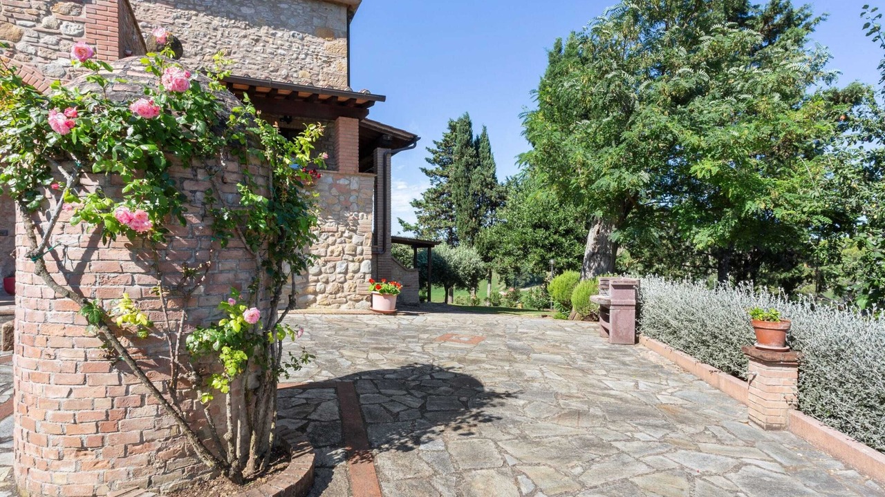 Photo of Others in Volterra