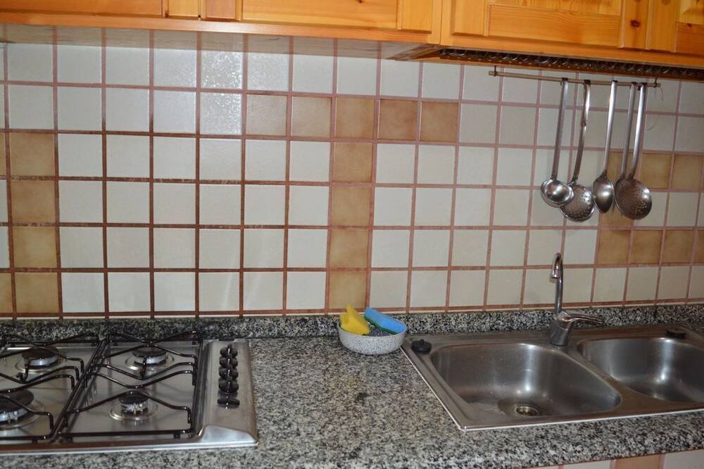 Photo of Kitchen in Funtana Meiga