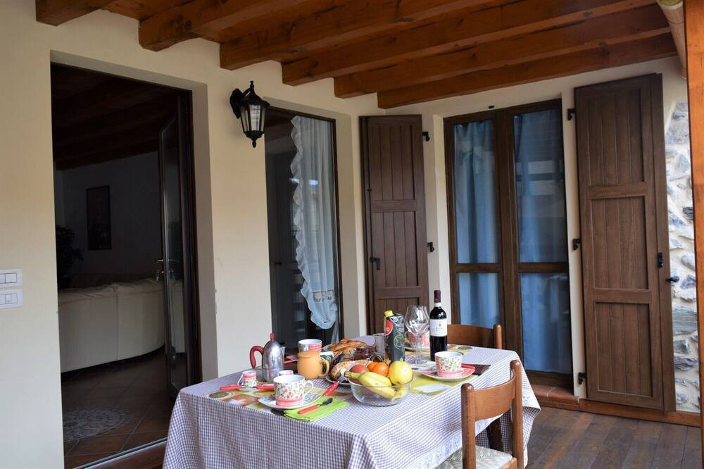 Photo of Patio Balcony in Bossico