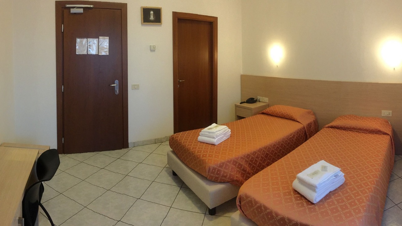 Photo of Bedroom in Badia al Pino