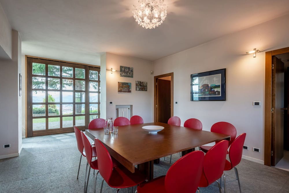 Photo of Bedroom in Santo Stefano Belbo