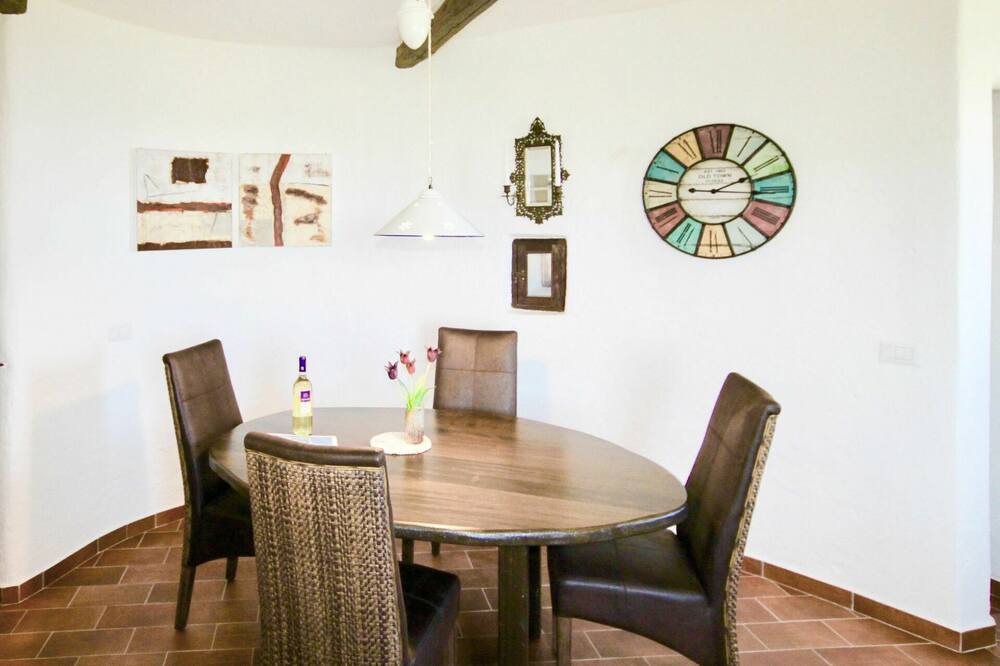 Photo of Bedroom in Capo Testa