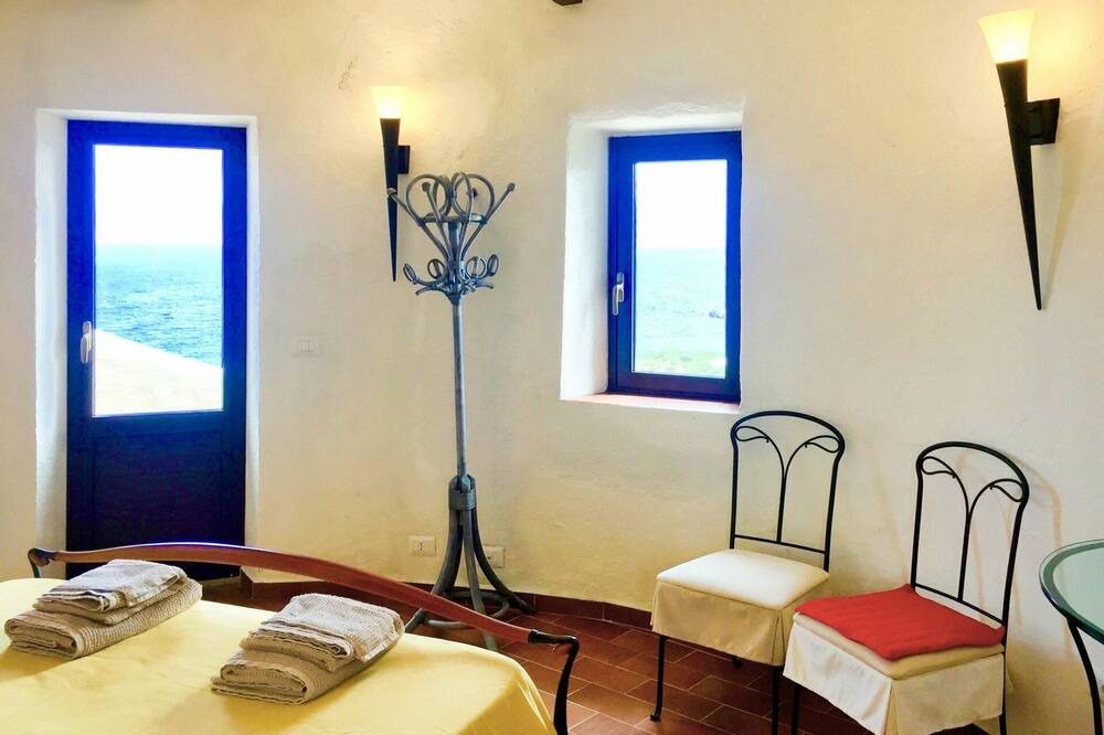 Photo of Bedroom in Capo Testa